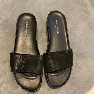 Donald pliner Fiji Metallic Sandals